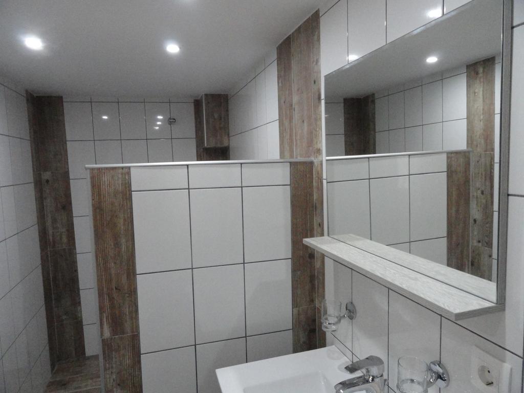 דירות אספרובלטה Delfini House מראה חיצוני תמונה